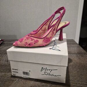Betsey Johnson Nikki Heel Fushia Pink Women's Shoes